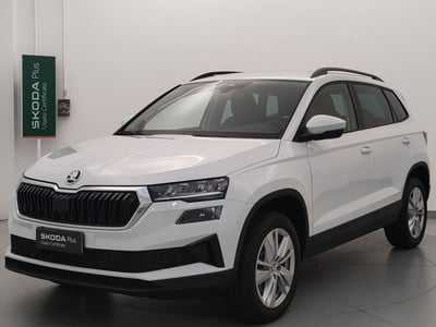 Skoda Karoq 2.0 TDI SCR 4x4 DSG Executive nuova a Busto Arsizio