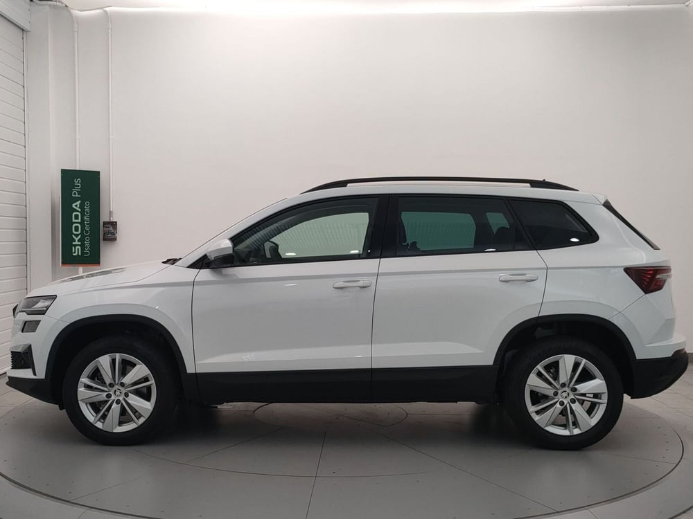 Skoda Karoq nuova a Varese (3)