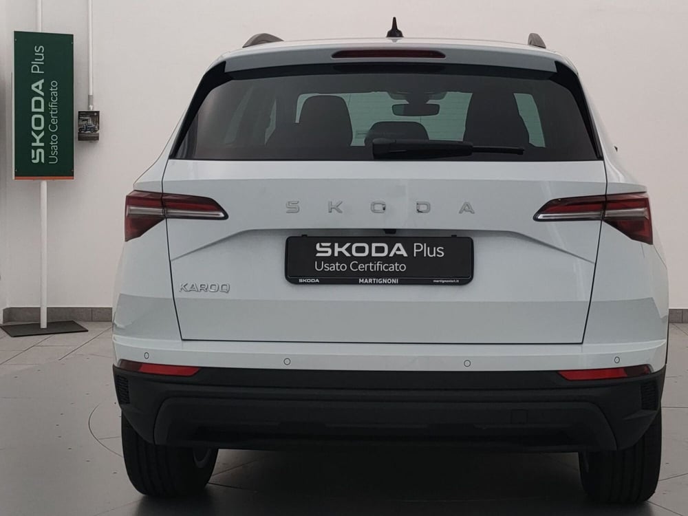 Skoda Karoq nuova a Varese (4)