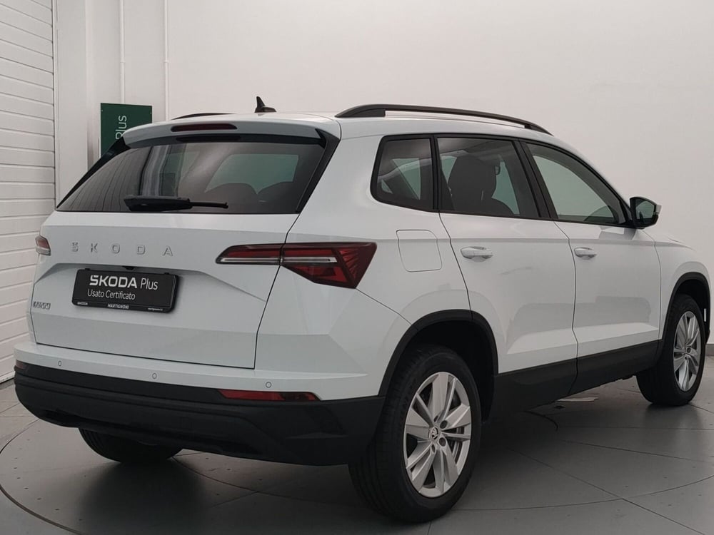 Skoda Karoq nuova a Varese (5)