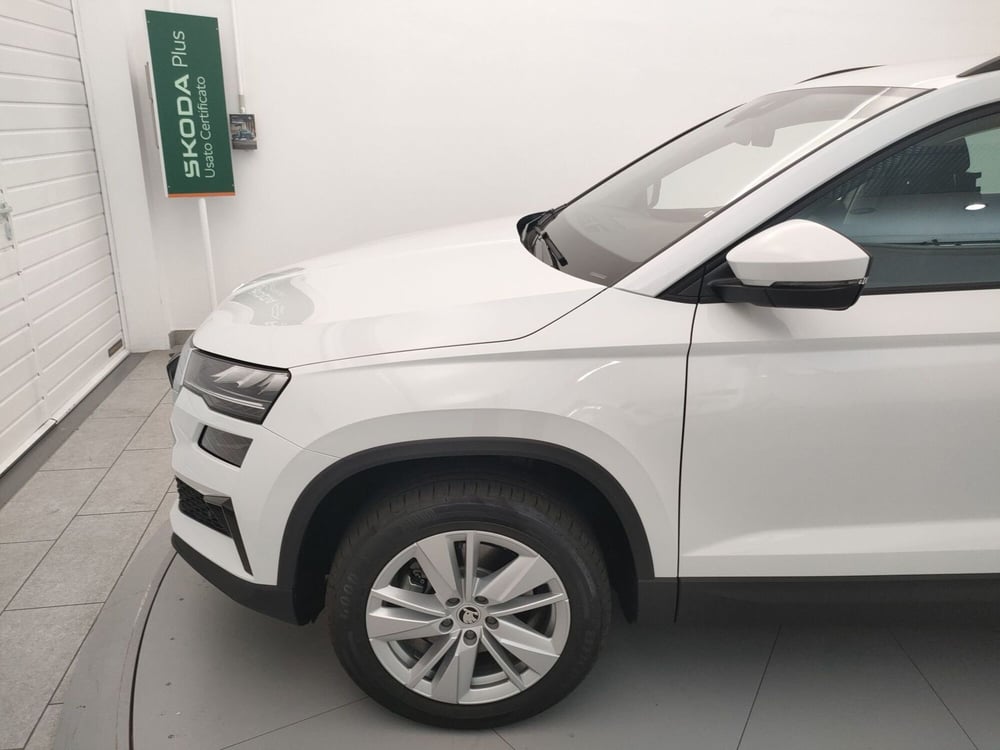 Skoda Karoq nuova a Varese (7)