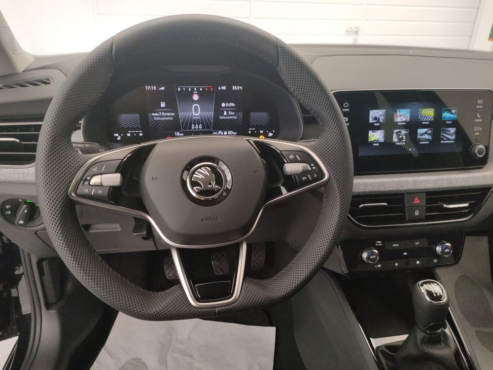 Skoda Kamiq nuova a Varese (15)