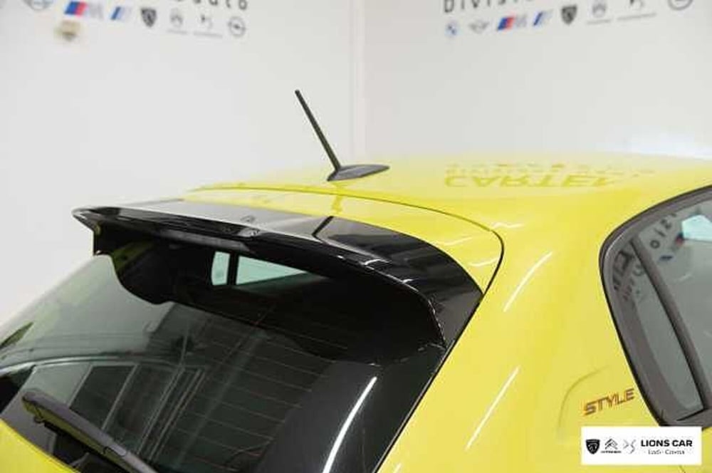 Peugeot 208 nuova a Lodi (11)