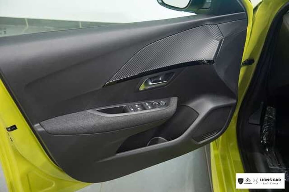 Peugeot 208 nuova a Lodi (12)