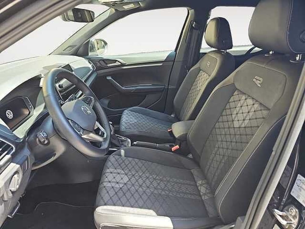 Volkswagen T-Cross usata a Lecco (12)