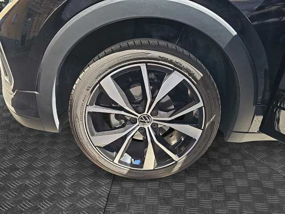 Volkswagen T-Cross usata a Lecco (14)