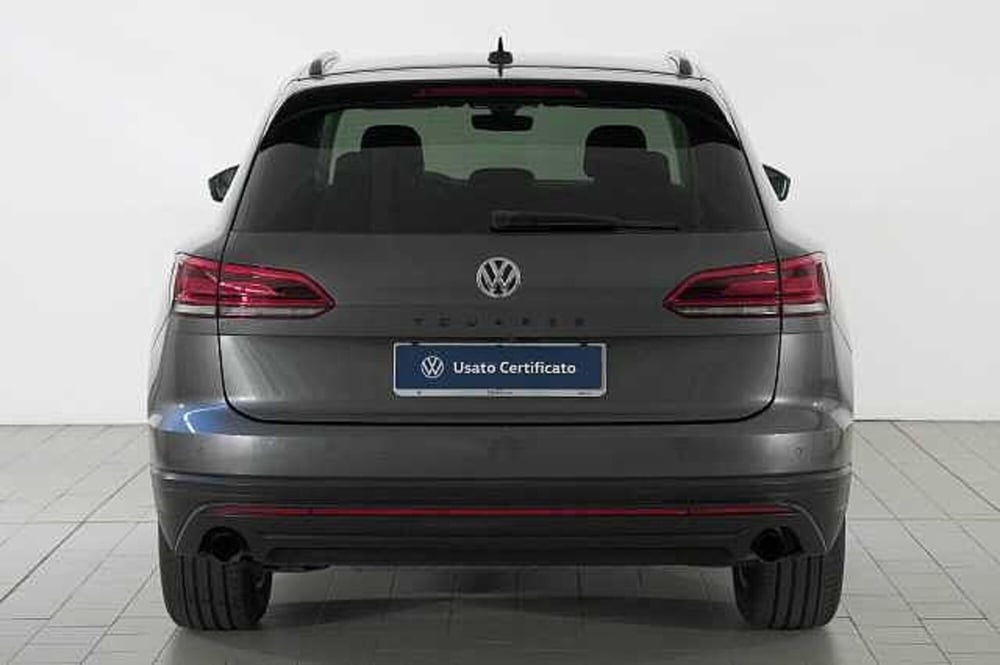Volkswagen Touareg usata a Como (2)