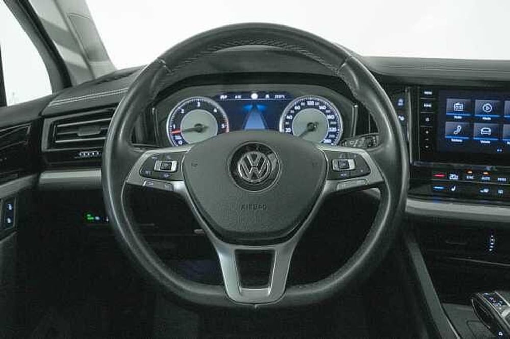 Volkswagen Touareg usata a Como (20)