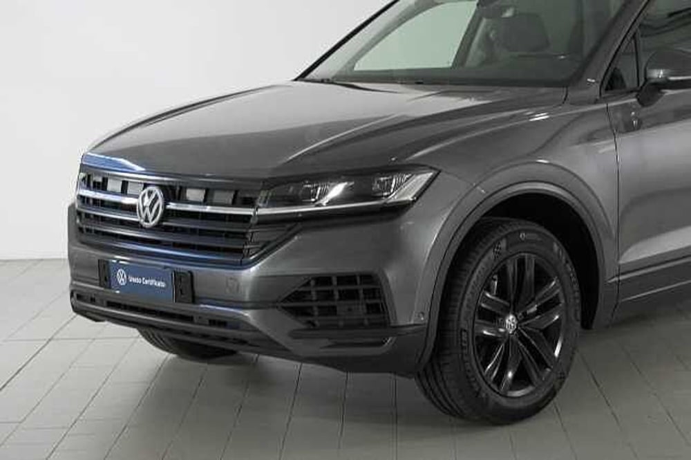 Volkswagen Touareg usata a Como (6)
