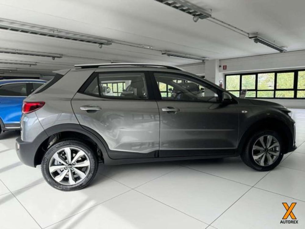Kia Stonic nuova a Varese (6)