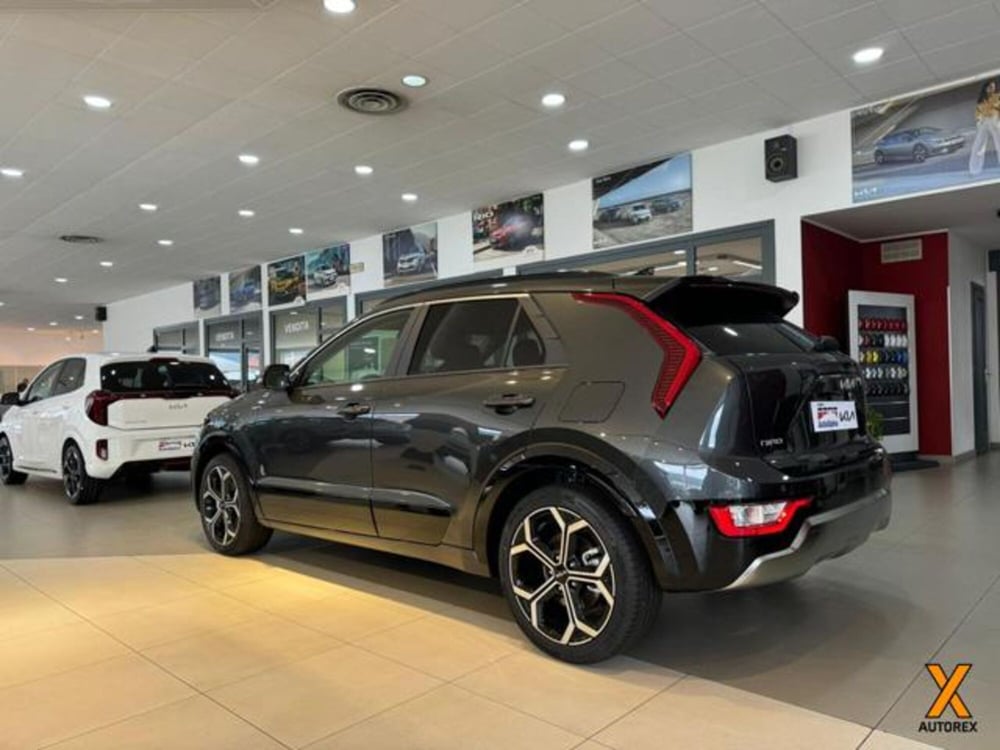 Kia Niro nuova a Varese (10)