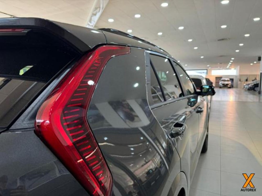 Kia Niro nuova a Varese (11)