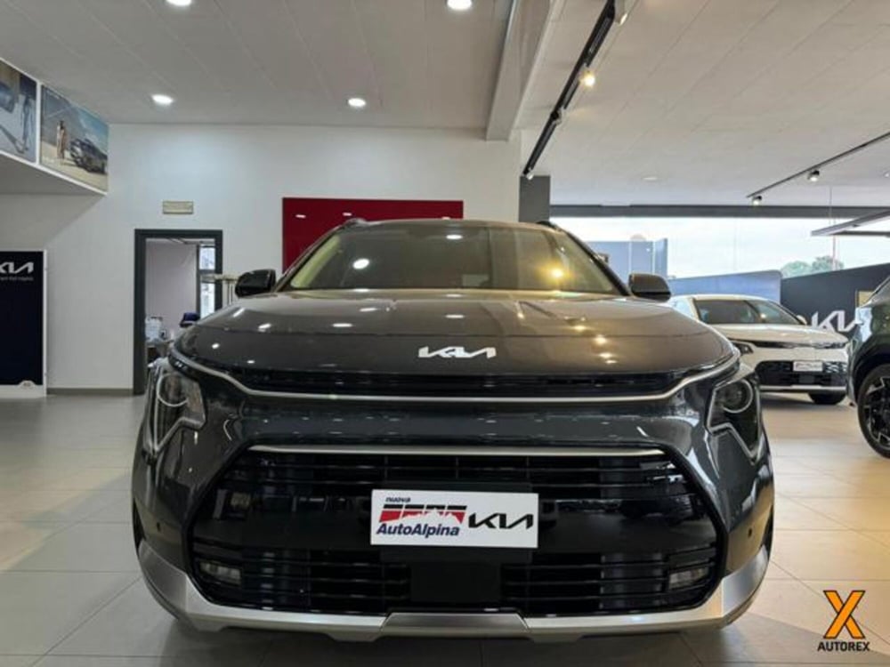 Kia Niro nuova a Varese (2)