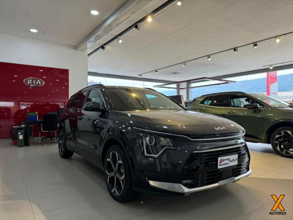 Kia Niro nuova a Varese (3)