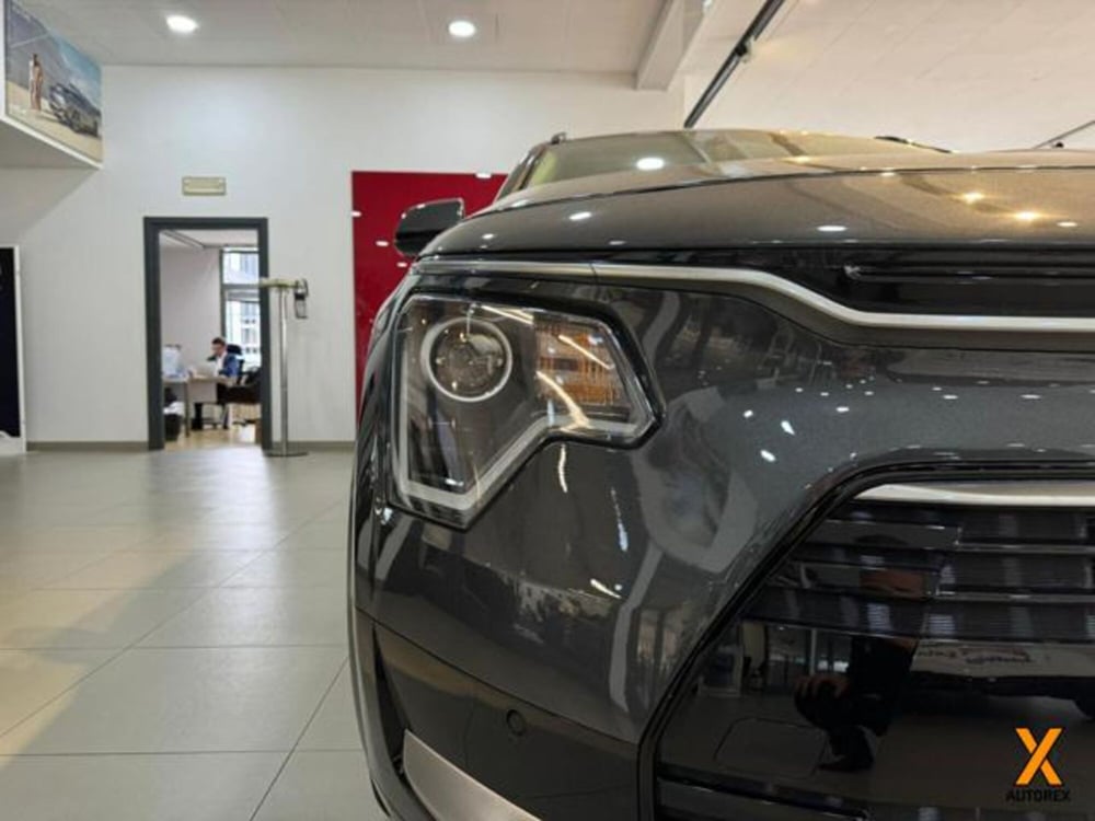 Kia Niro nuova a Varese (4)