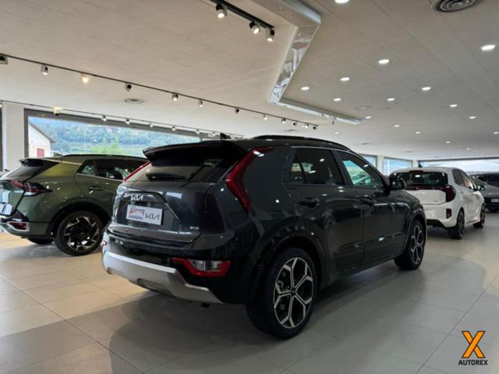 Kia Niro nuova a Varese (7)