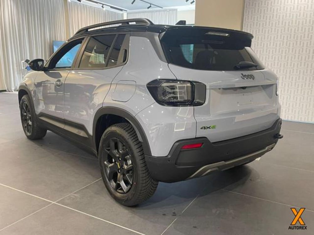 Jeep Avenger nuova a Varese (10)