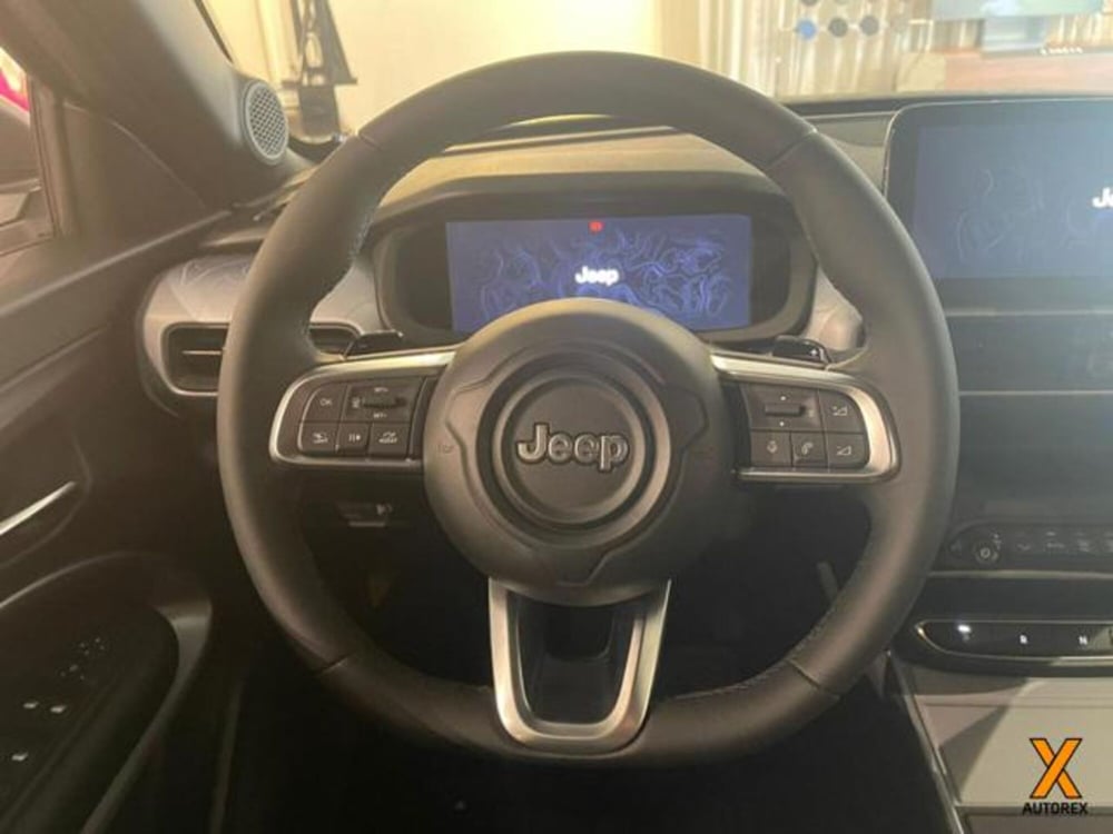 Jeep Avenger nuova a Varese (17)
