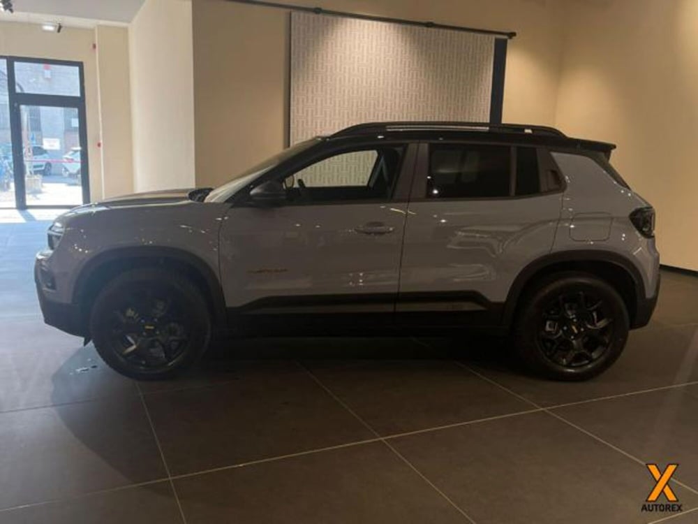 Jeep Avenger nuova a Varese (5)