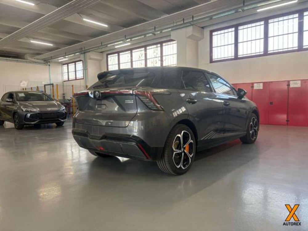 Mg MG4 nuova a Varese (7)