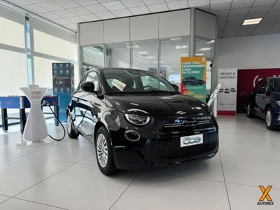 Fiat 500e Red Berlina 42 kWh nuova a Olgiate Olona