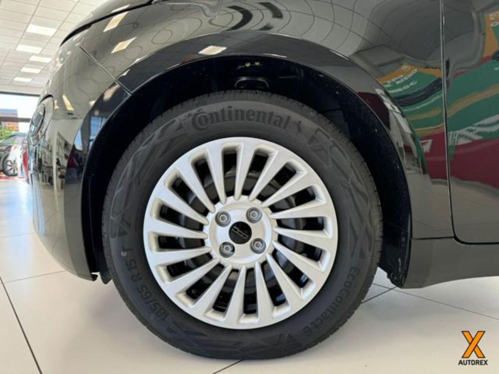 Fiat 500e nuova a Varese (10)