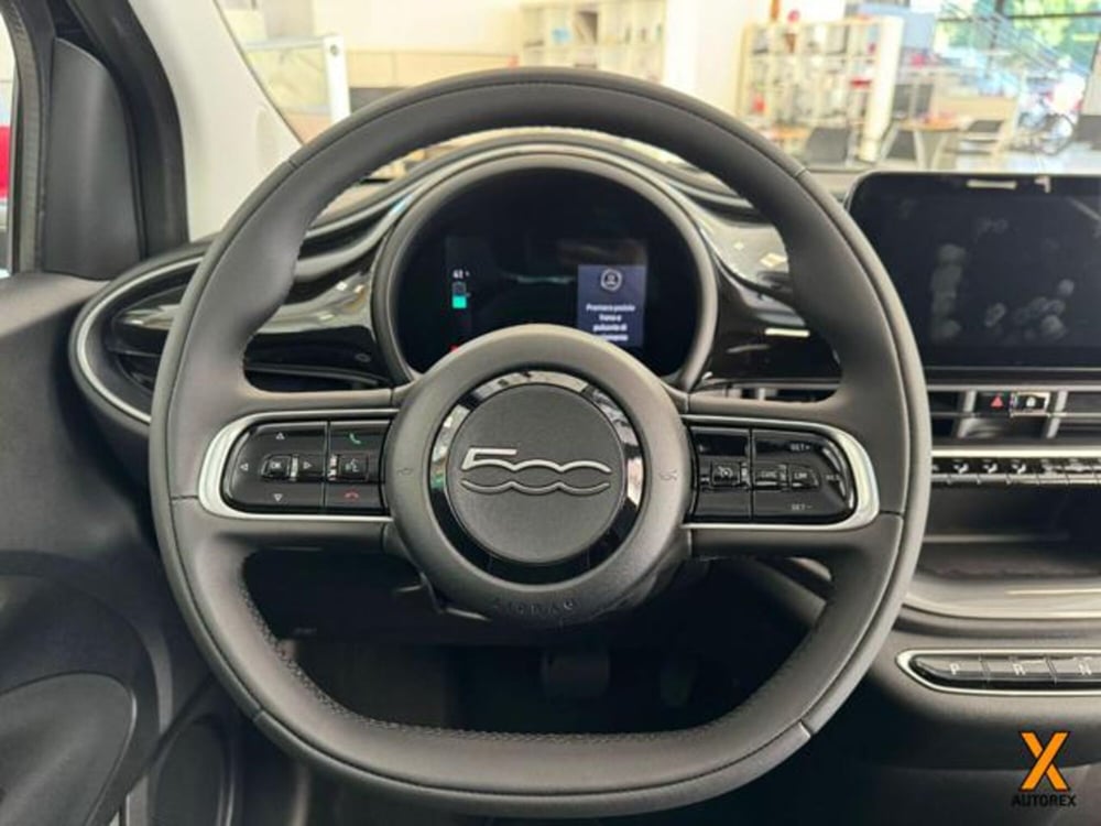 Fiat 500e nuova a Varese (16)