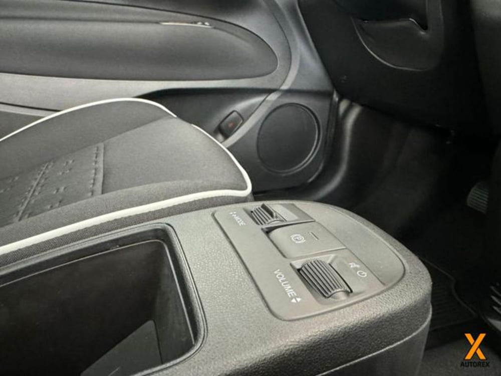 Fiat 500e nuova a Varese (18)