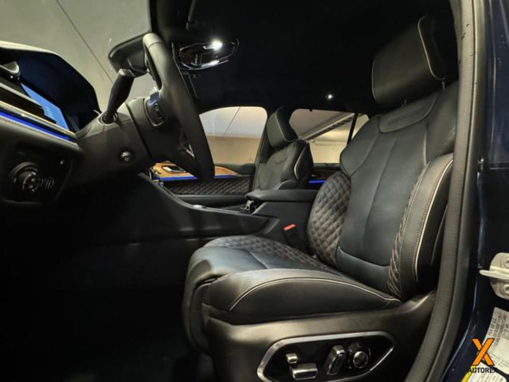 Jeep Grand Cherokee nuova a Varese (13)