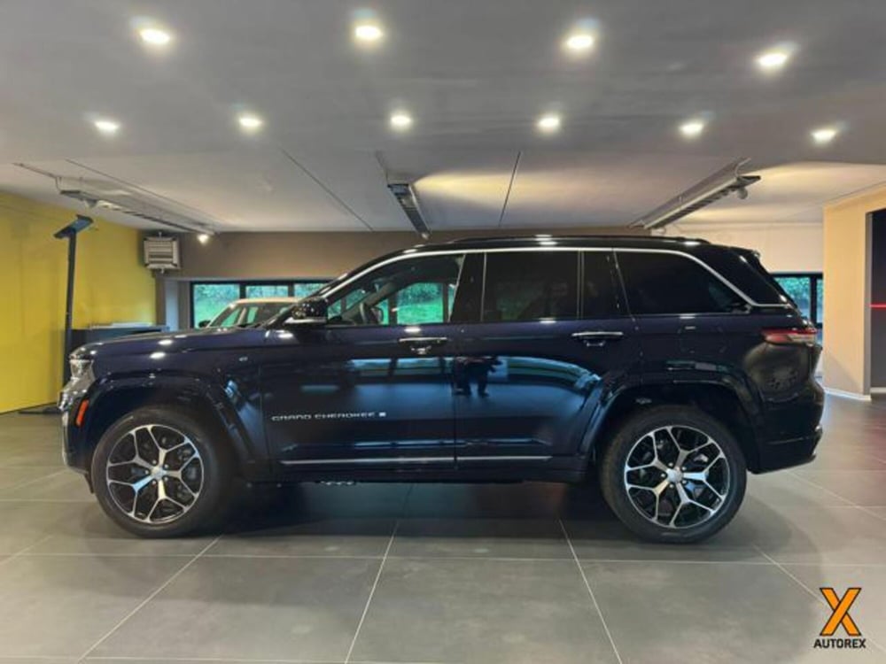 Jeep Grand Cherokee nuova a Varese (5)