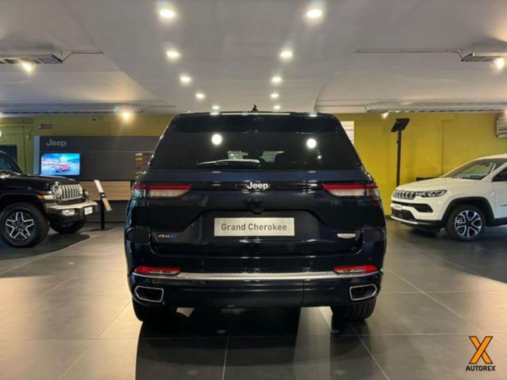 Jeep Grand Cherokee nuova a Varese (8)