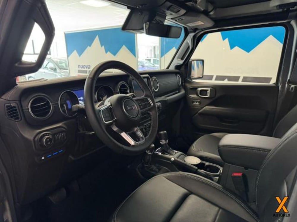 Jeep Wrangler Unlimited nuova a Varese (12)