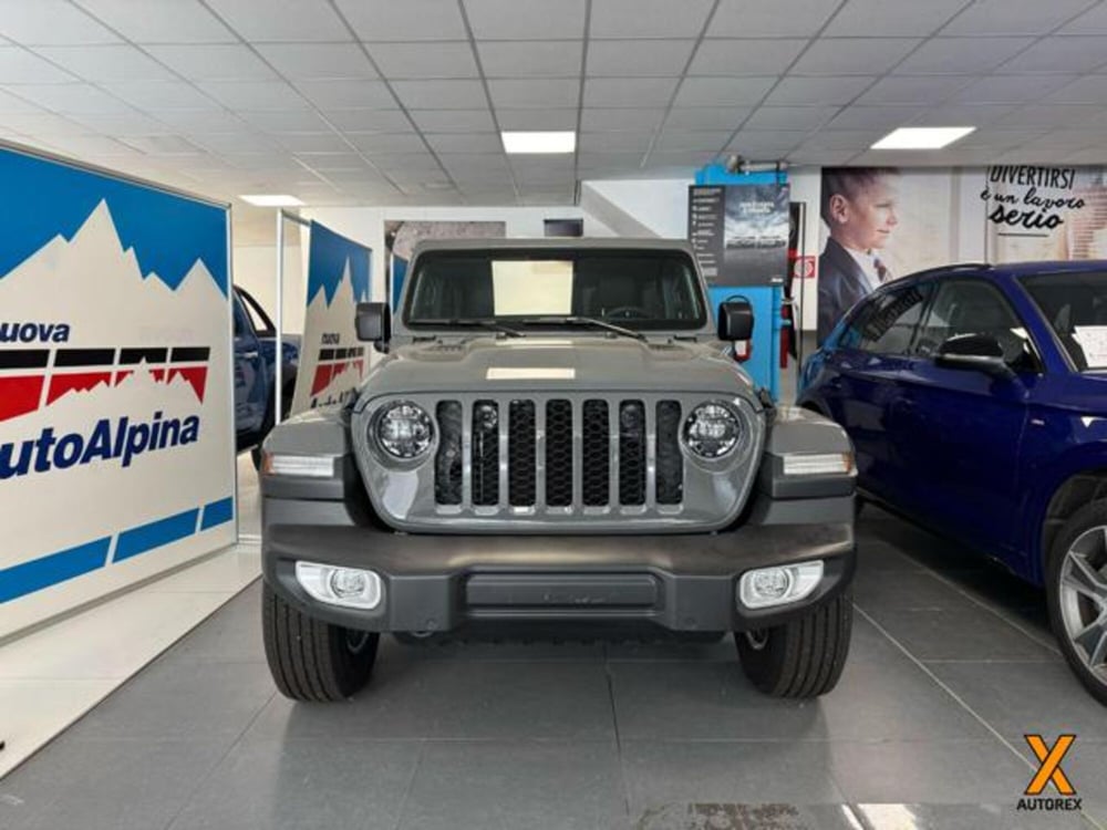 Jeep Wrangler Unlimited nuova a Varese (2)