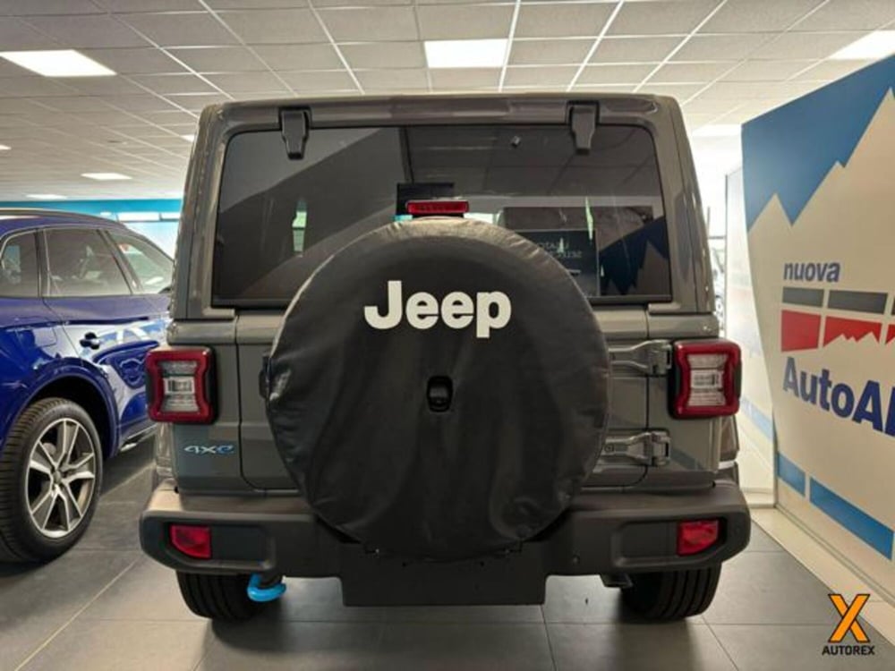 Jeep Wrangler Unlimited nuova a Varese (6)