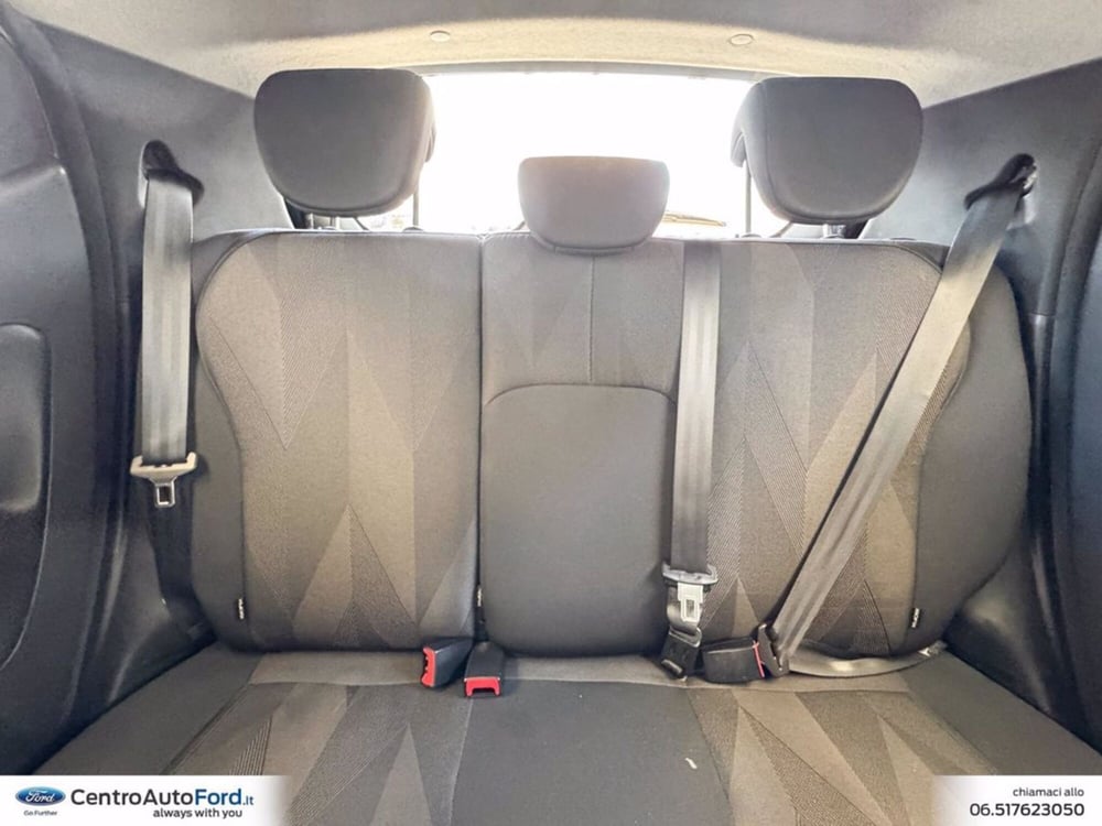 Lancia Ypsilon usata a Roma (9)
