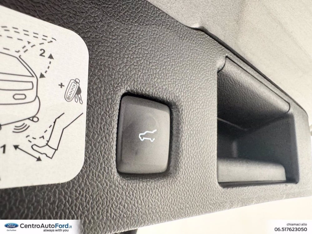 Ford Kuga usata a Roma (12)