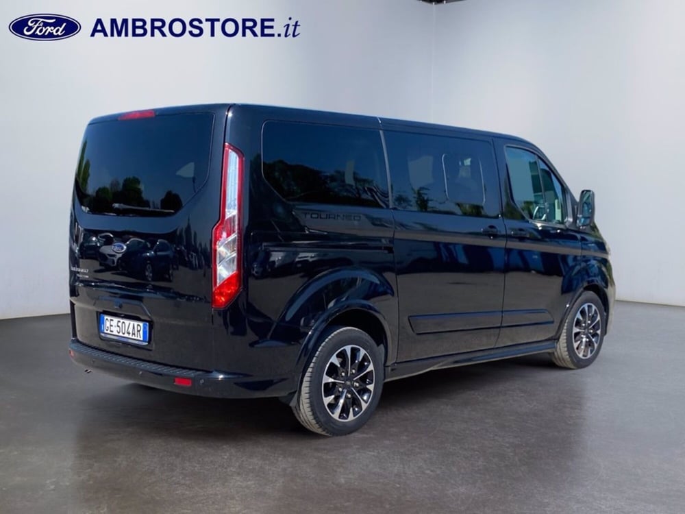 Ford Tourneo Custom usata a Milano (5)