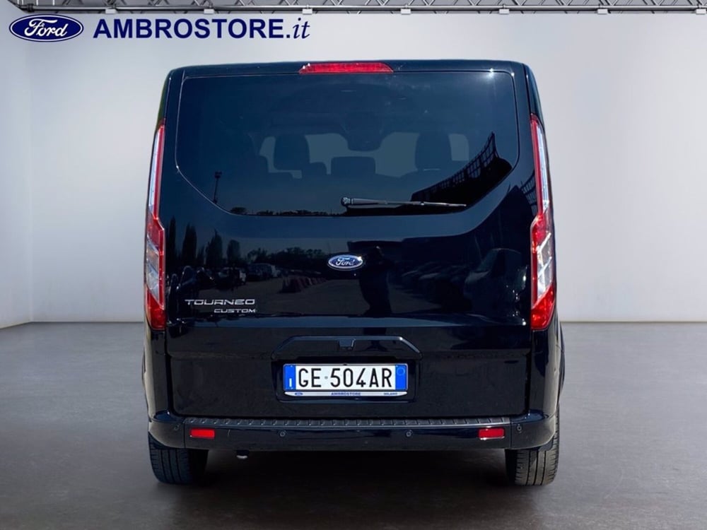 Ford Tourneo Custom usata a Milano (6)