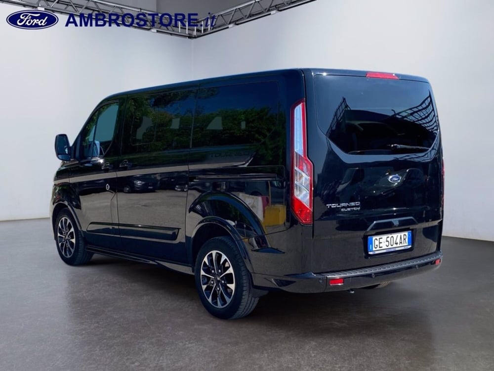 Ford Tourneo Custom usata a Milano (7)