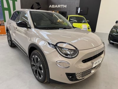 Fiat 600 1.2 hybrid La Prima 145cv auto nuova a Biella