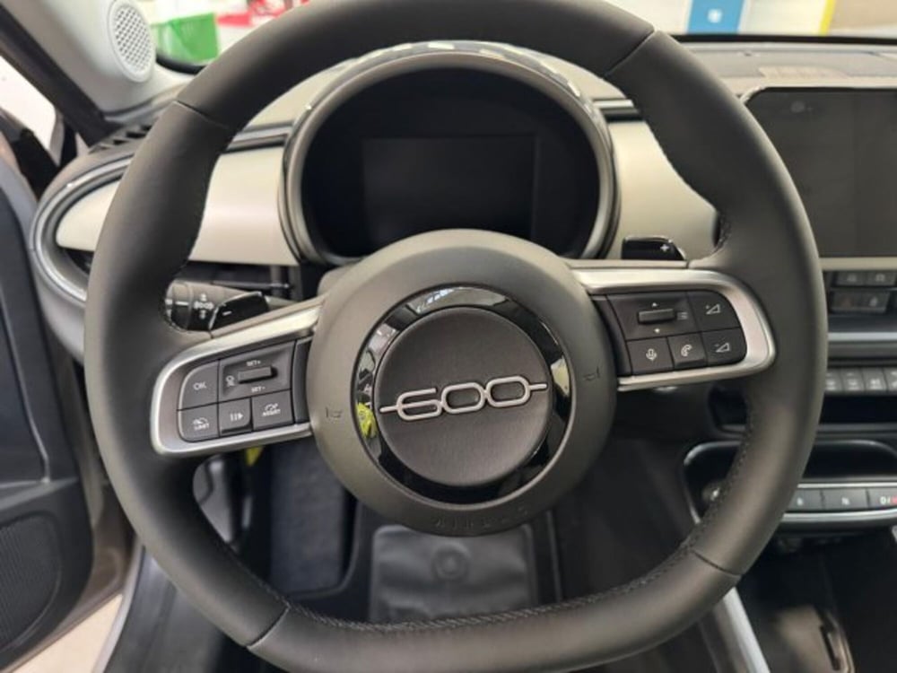 Fiat 600 nuova a Biella (10)