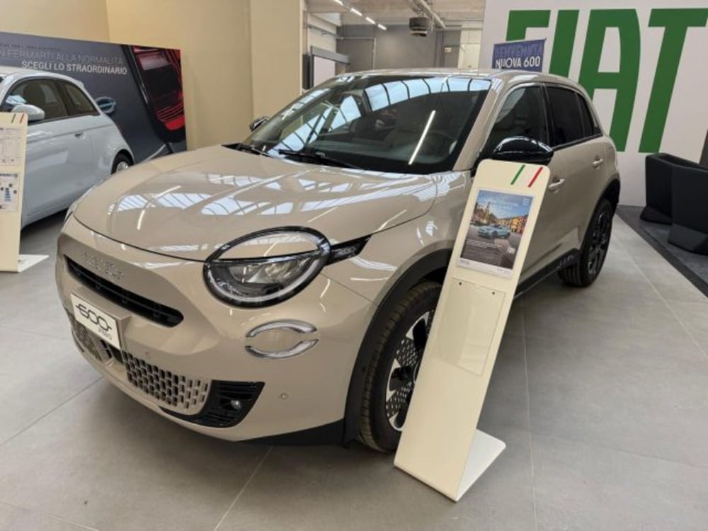 Fiat 600 nuova a Biella (5)