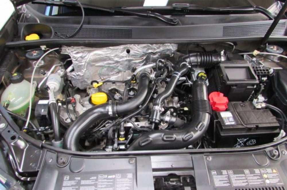 Dacia Sandero usata a Milano (18)