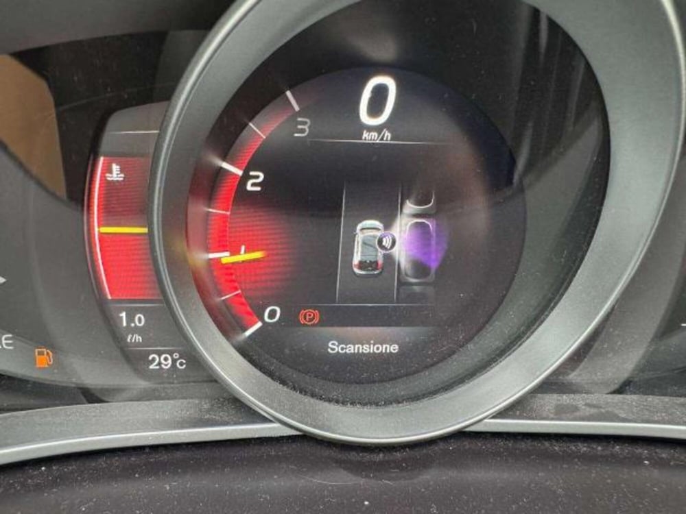 Volvo V40 usata a Savona (13)