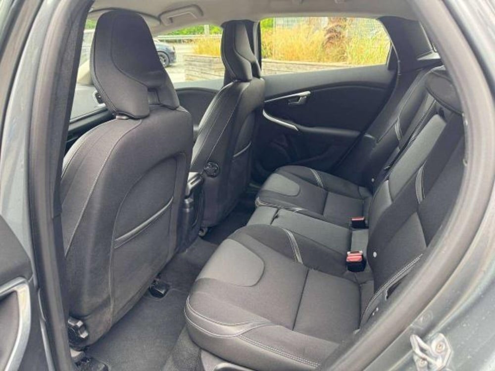 Volvo V40 usata a Savona (9)