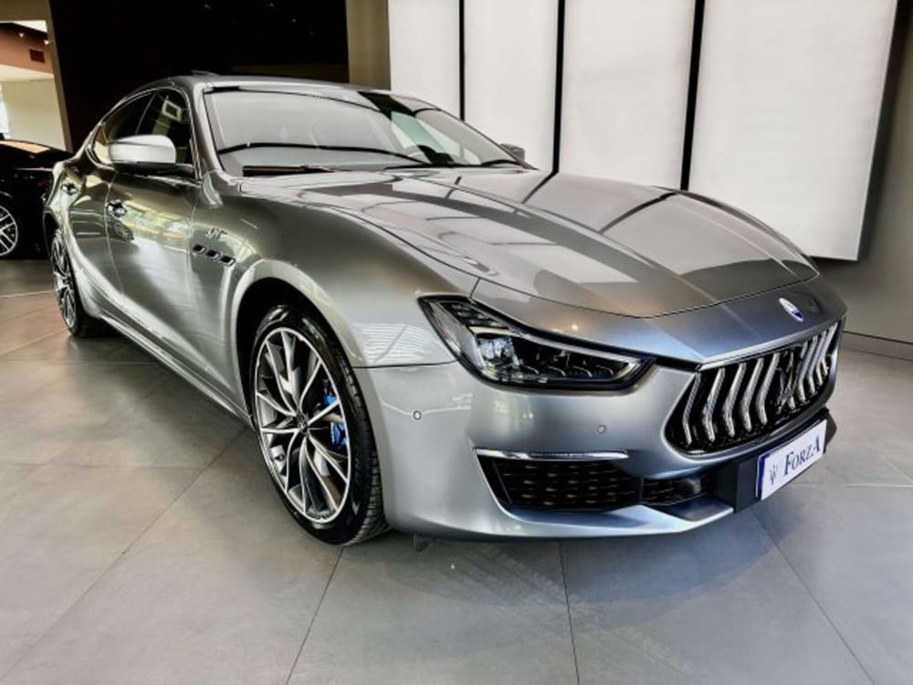 Maserati Ghibli usata a Torino (3)