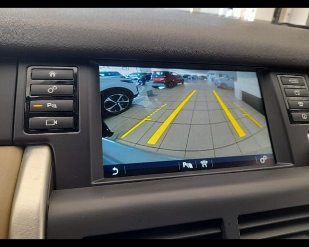 Land Rover Discovery Sport usata a Alessandria (11)