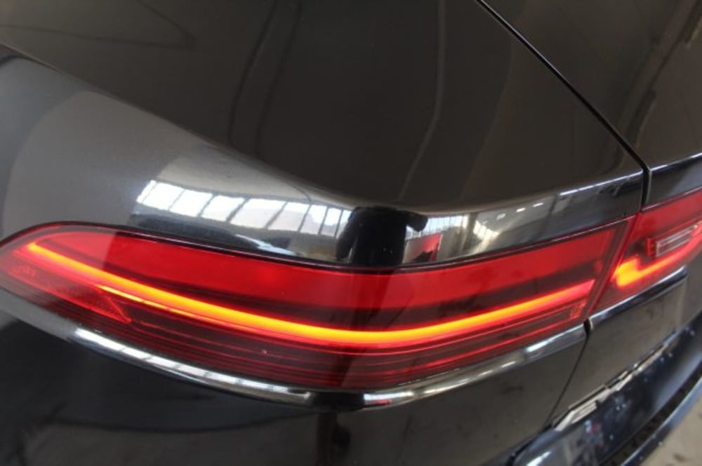 Jaguar E-Pace usata a Terni (16)