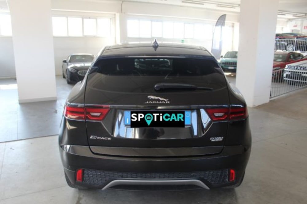 Jaguar E-Pace usata a Terni (5)
