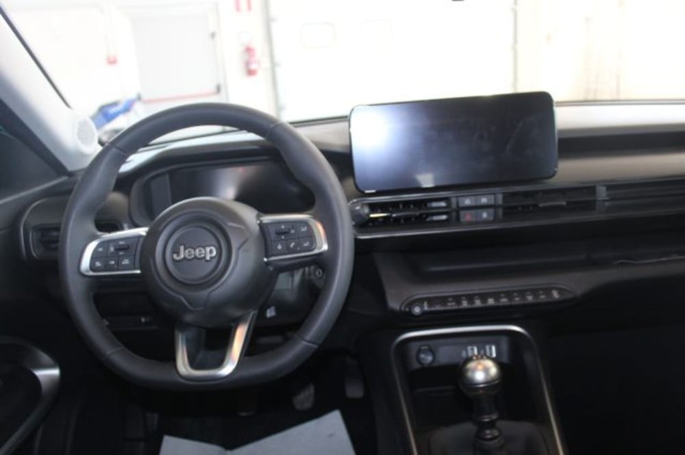 Jeep Avenger usata a Terni (11)